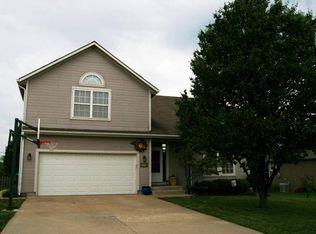 300 Amy St, Harrisonville, MO 64701