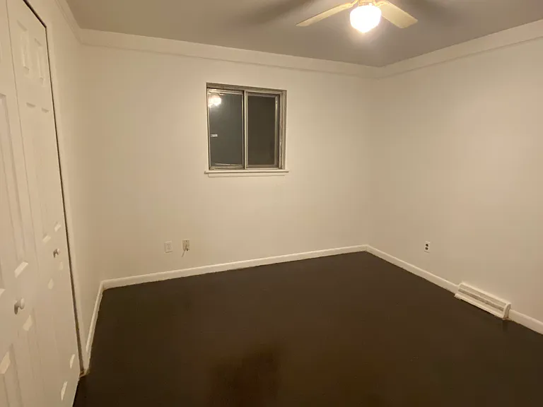 22440 Rein Ave — Photo 4
