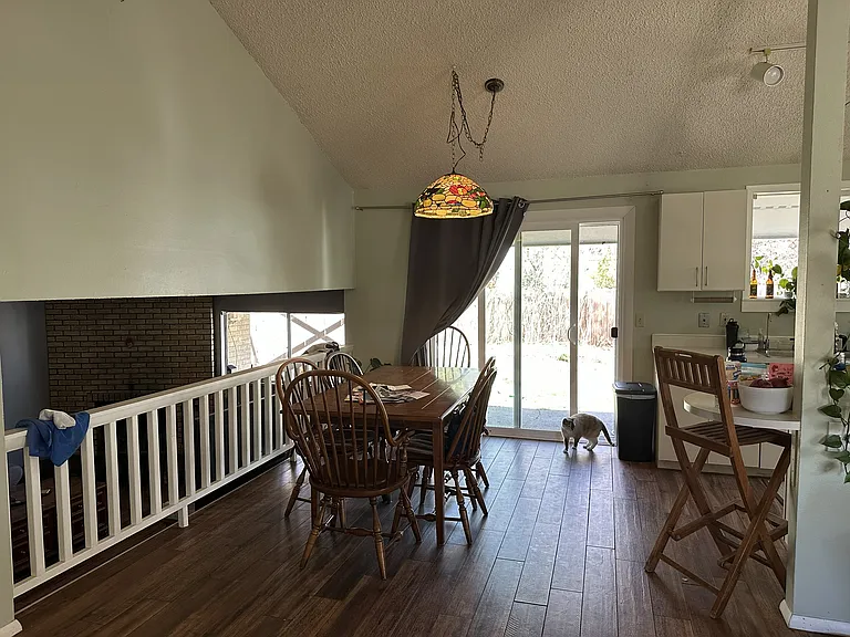 2633 Sherwood Cir — Photo 6