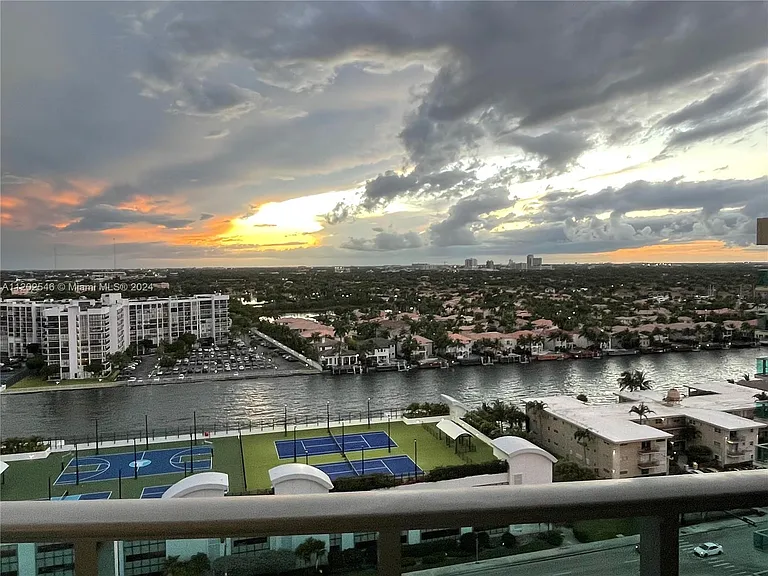 2501 S Ocean Dr #Penthouse 28 — Photo 99