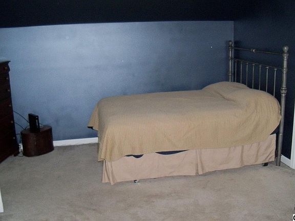 2nd image of 186 Rose Hill Dr