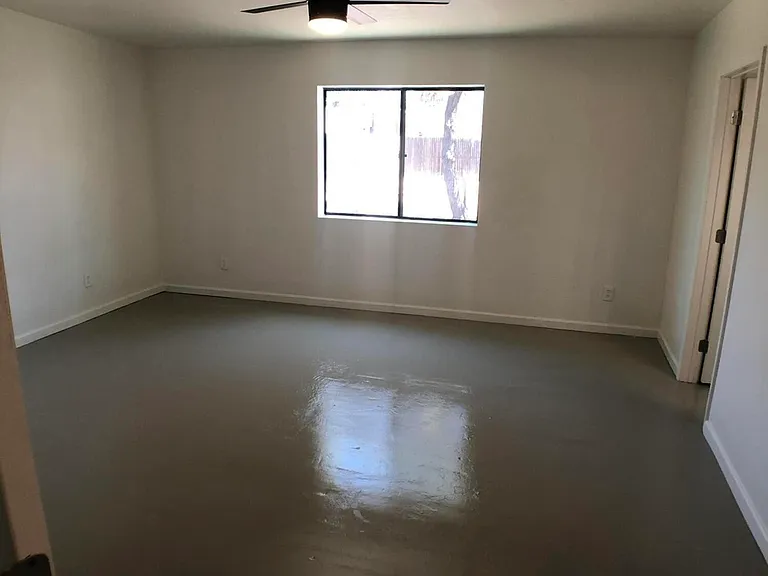 1440 E Edison St — Photo 13