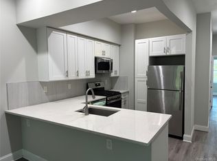 193-14 Jamaica Ave #2, Hollis, NY 11423