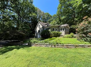 6348 Sharon Hills Rd, Charlotte, NC 28210