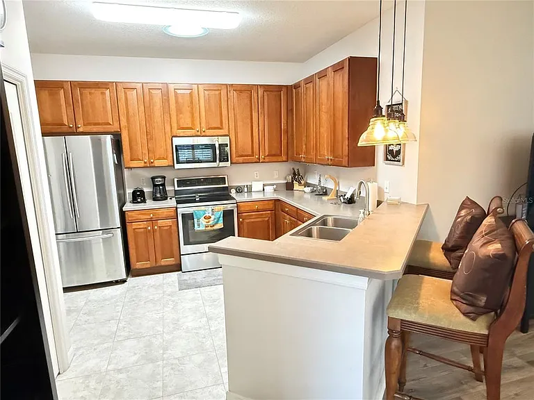 2052 Inverness Greens Dr — Photo 13