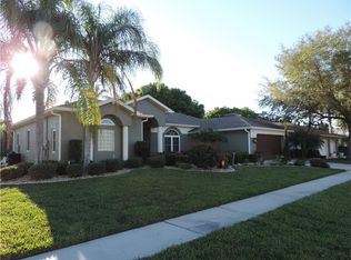 3717 Gaviota Dr, Ruskin, FL 33573