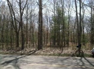 W Dewey Rd, Ludington, MI 49431