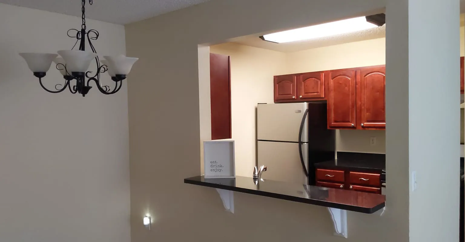 2 bed, 993 sqft, $1,700 — Photo 1