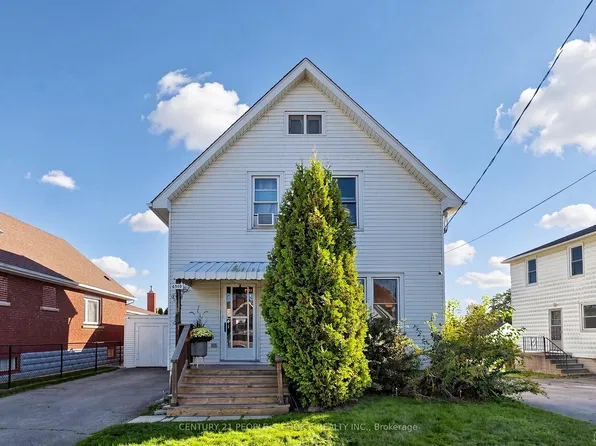 6510 Barker St, Niagara Falls, ON L2G 1Y7