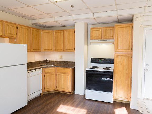 3rd image of 1209 Boylston St APT 102A