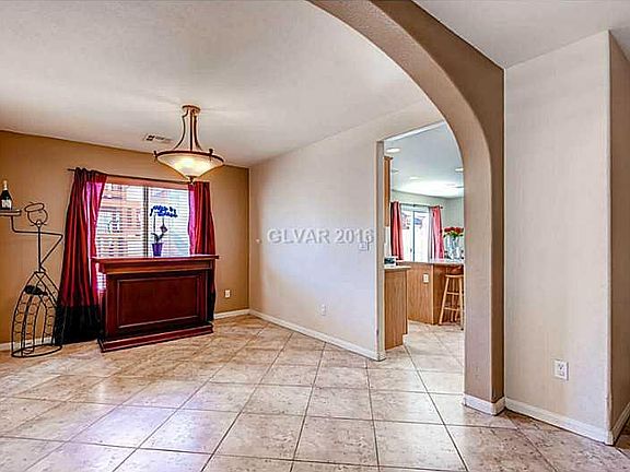 5th image of 9055 Cedar Door Ave
