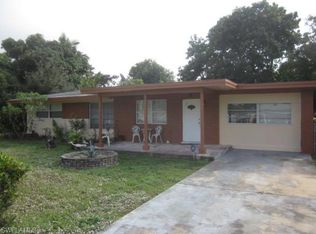 2128 Pineview Rd, Fort Myers, FL 33901