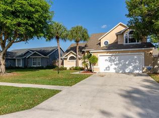 12877 Meadowbreeze Dr, Wellington, FL 33414