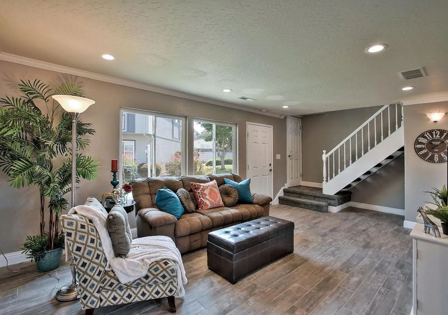 Available Now! | $3,500 - 3br /1.5 Ba Gorgeous Townhome In The Northgate Area Of Fremont — Photo 3