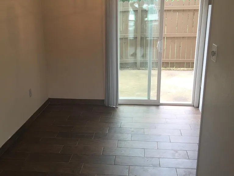3020 Pinefield Cv #B — Photo 4