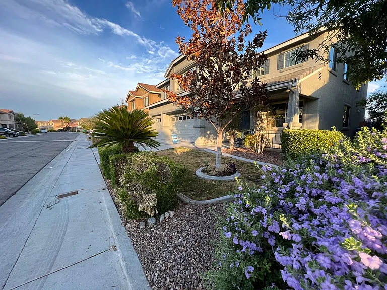 11077 Turlington Ln — Photo 40