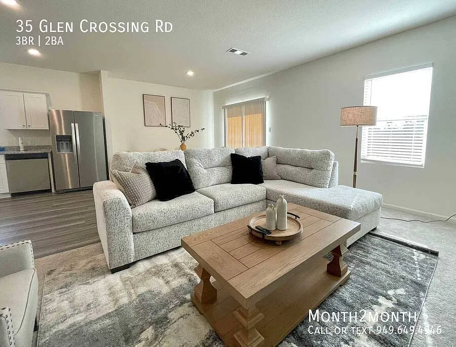 35 Glen Crossing Rd