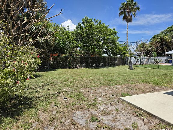 4th image of 337 Hernando St