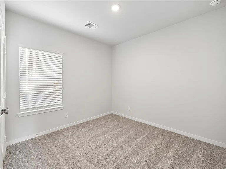 11605 Whirlaway Dr — Photo 15