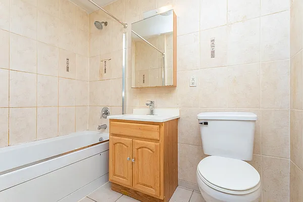 Rented by MySpaceNYC | media 20