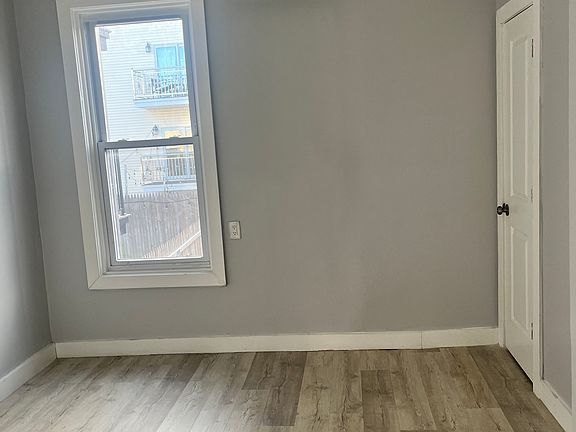 3rd image of 85 Zabriskie St APT 3