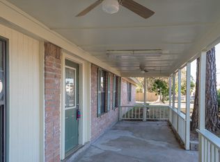 105 Magnolia Ln, Conroe, TX 77304