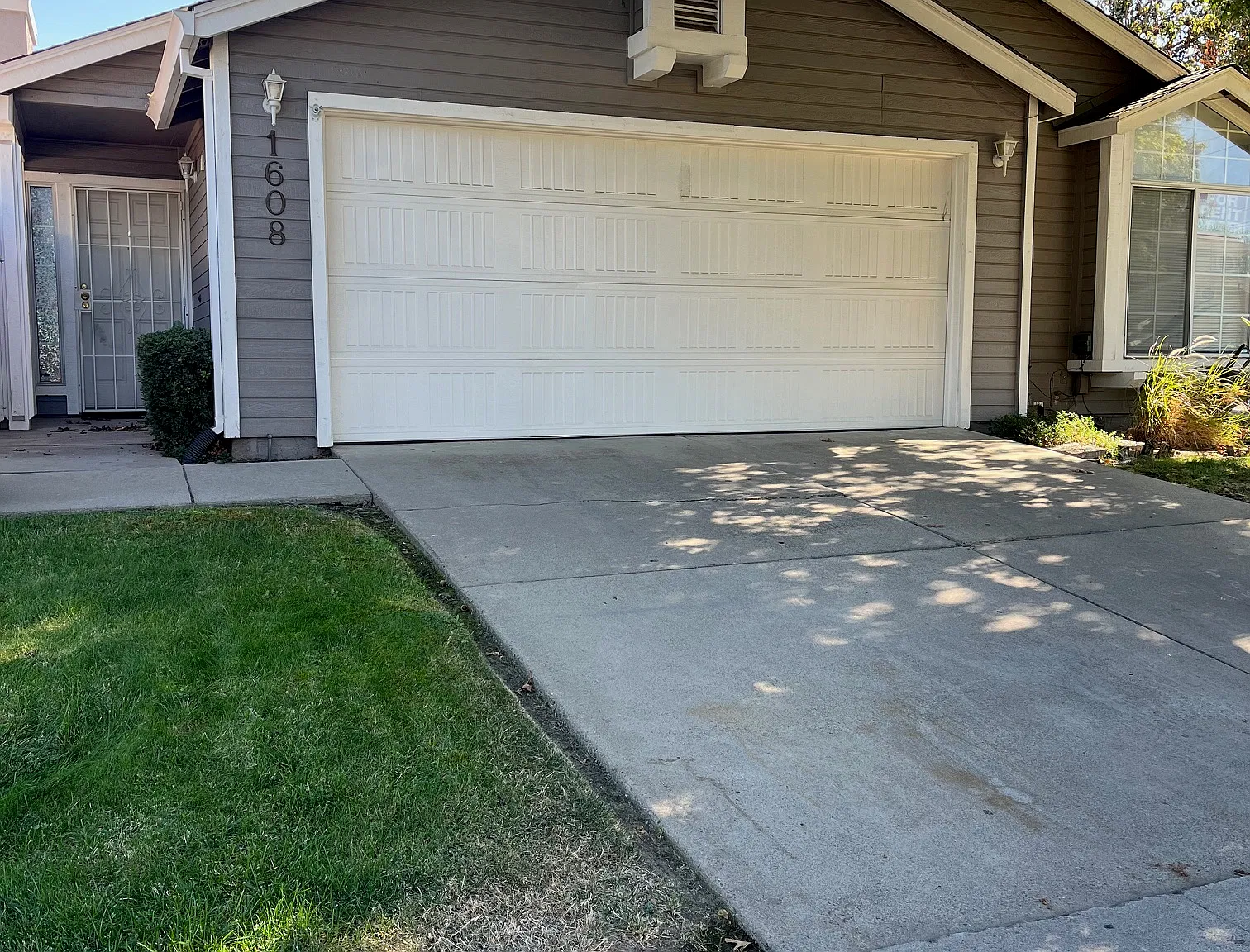 3 bed, 1198 sqft, $2,500 — Photo 1