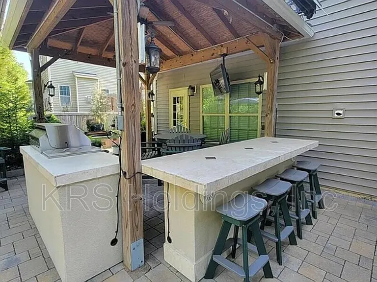 750 Sycamore Springs Dr — Photo 7