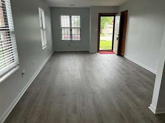 4261 Mallard Ct — Photo 5