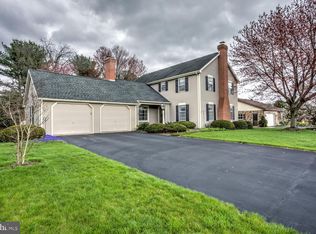 1005 Clearview Ave, Ephrata, PA 17522