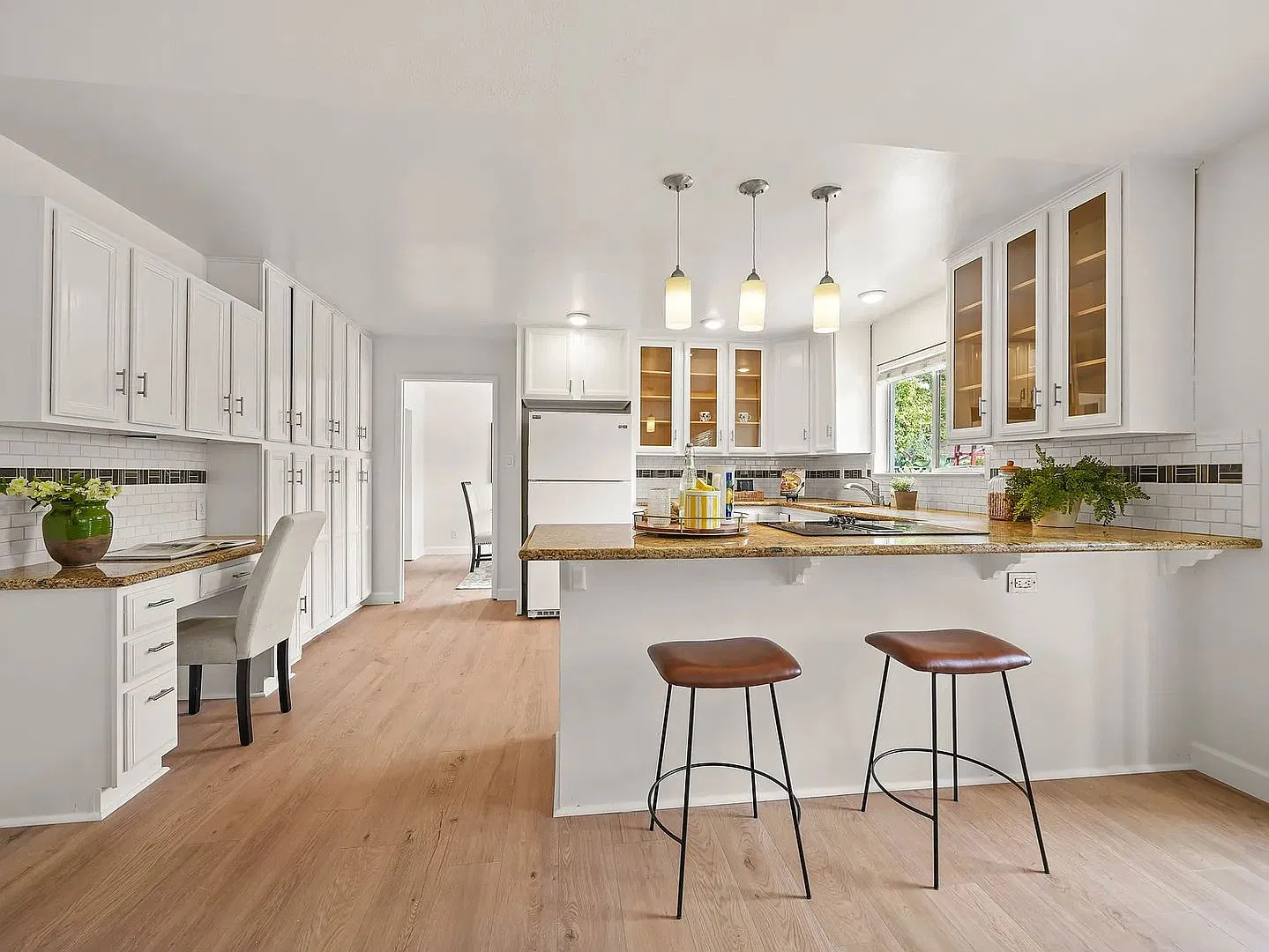 Spacious 4-Bedroom Home in a Desirable Concord Neighborhood! — Photo 4
