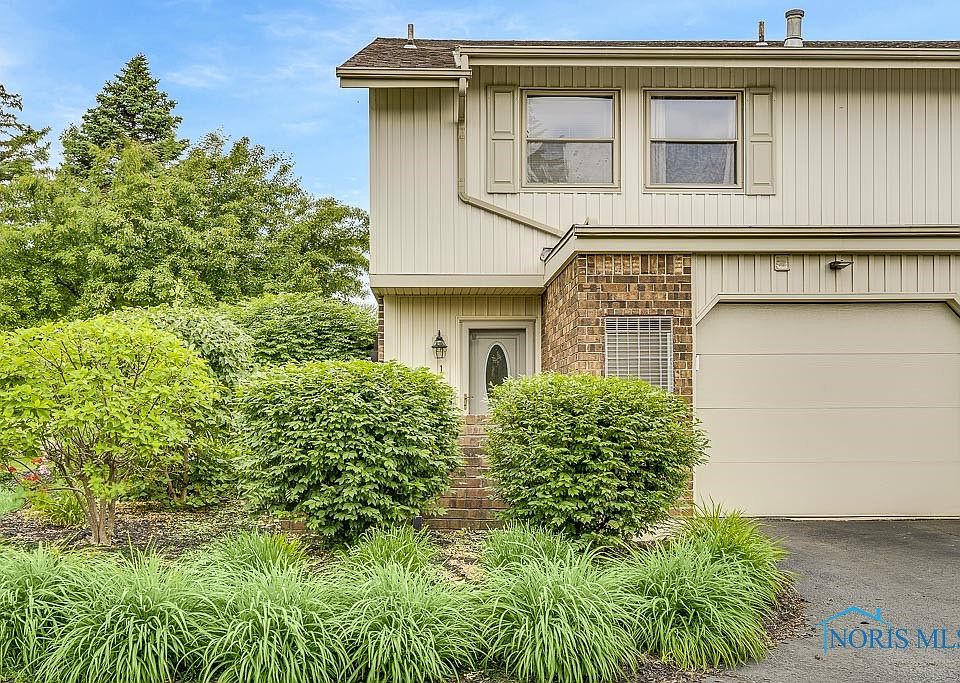 Fenwyck Arms 6818 Fenwyck Rd Maumee OH Zillow