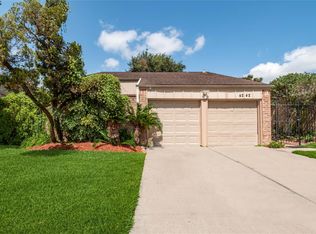 4242 Yupon Ridge Dr, Houston, TX 77072