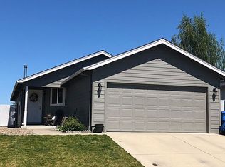 451 Montclair Way, Eagle Pt, OR 97524