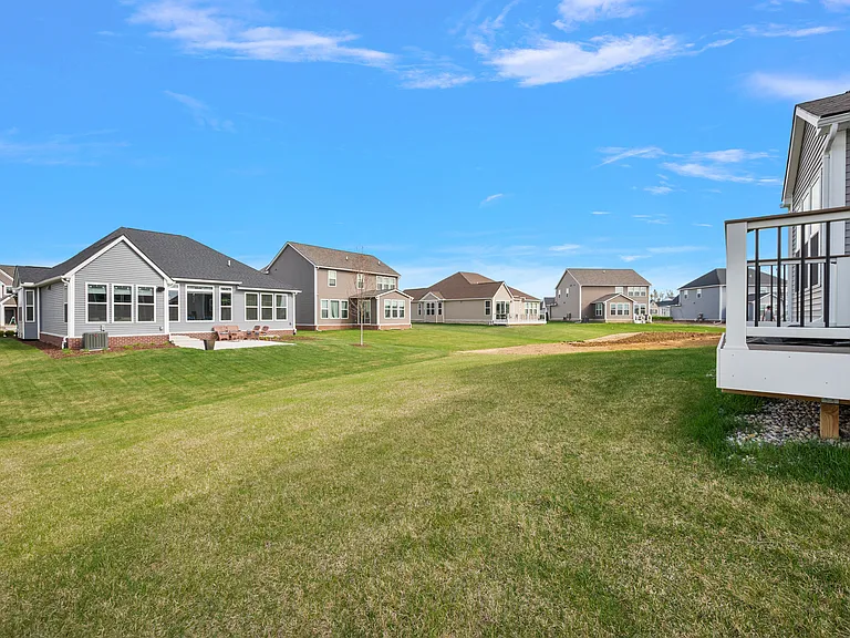 2436 Parkshore Dr — Photo 19
