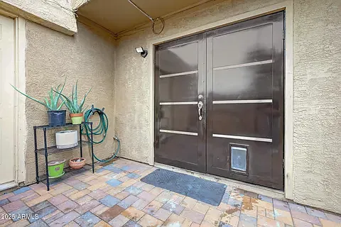 3 bed, 1.5 bath, 1008 sqft, $1,800 — Photo 3