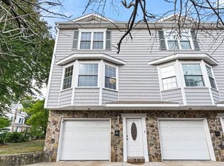 Stone Pond Townhouse Condominium, Waltham, MA 02451