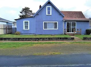 865 NE Commercial St, Waldport, OR