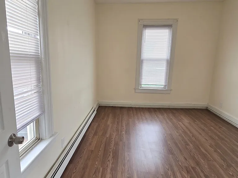 13 Columbia Ave #5 — Photo 8