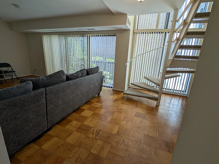 9900 Georgia Ave #27218 — Photo 4