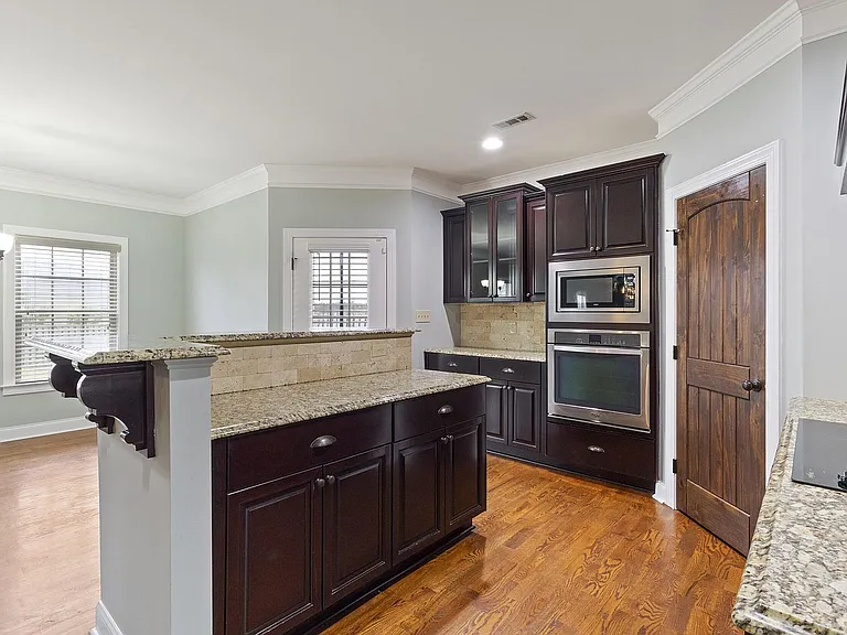 5309 Bull St — Photo 11
