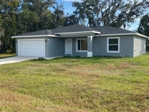 40 Maple Ln, Ocklawaha, FL 32179
