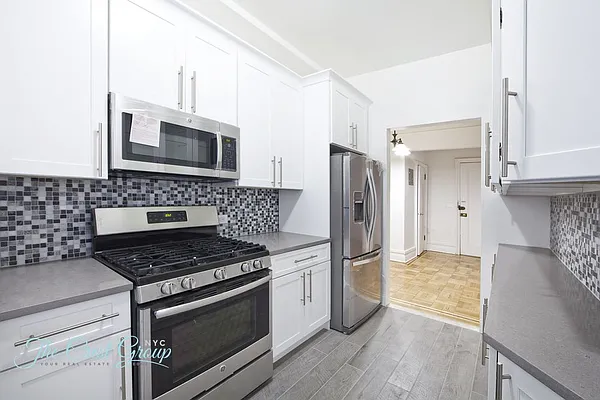 Sold by The Crest Group | media 13