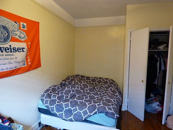 4th image of 2915 Dorothy Pl APT 3F