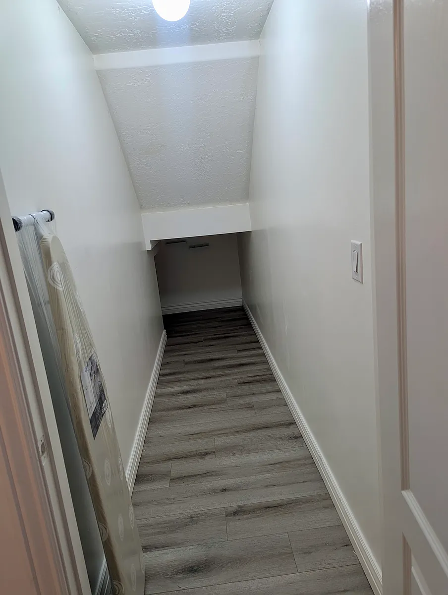 Building Photo - 1417 S Lennox Ct #BASEMENT