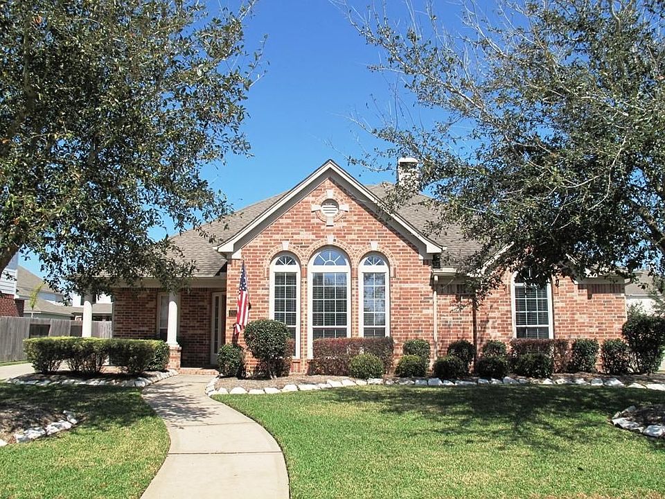 1st image of 2005 Breezway Bend Ln
