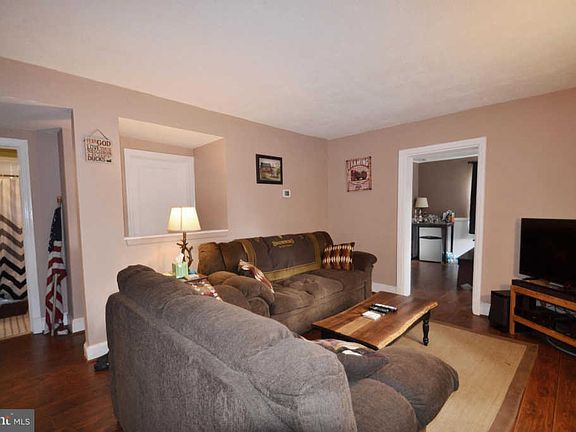 2nd image of 1464 Maryland Ave