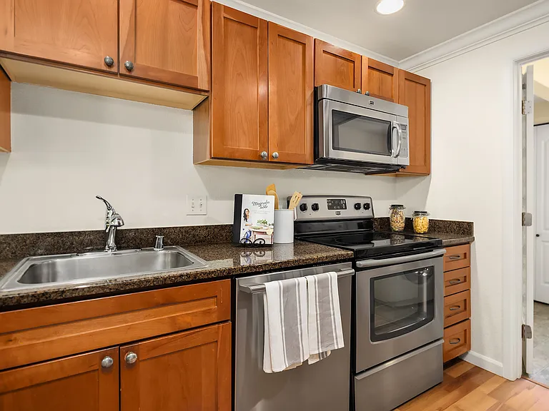 1007 156th Ave NE #B-209 — Photo 12