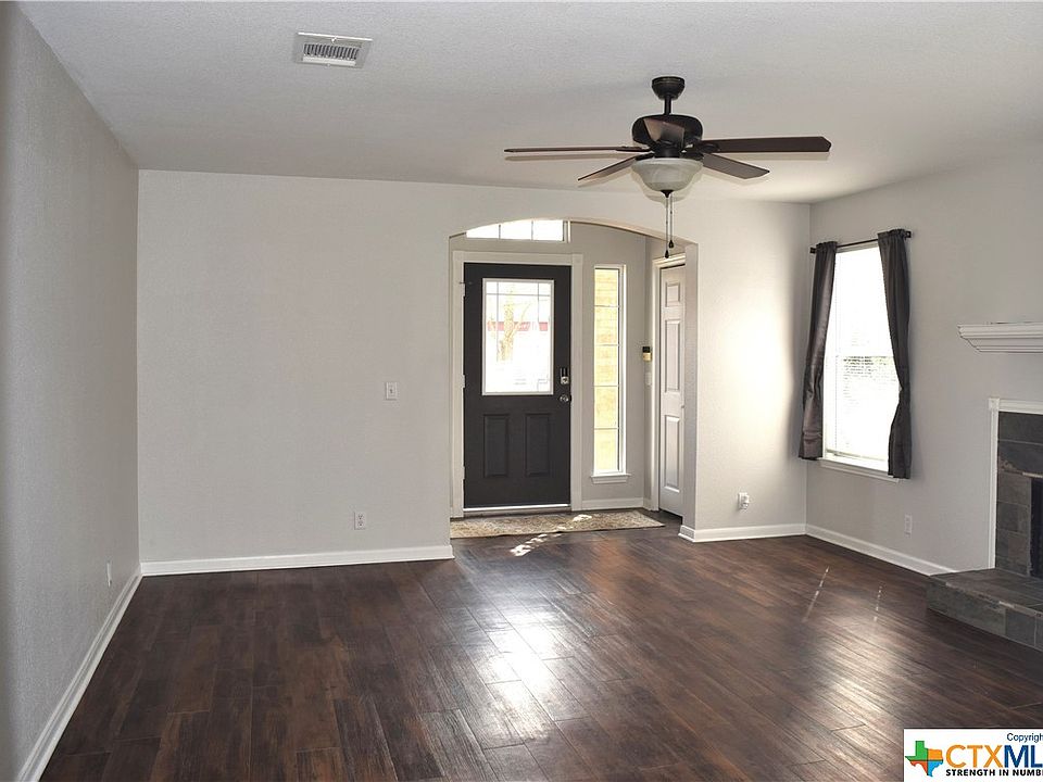 221 Sunshadow Dr Lockhart, TX Zillow Apartments for Rent in Lockhart