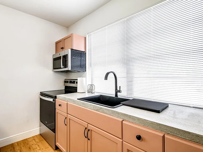 1734 SW 23rd St #2 — Photo 17